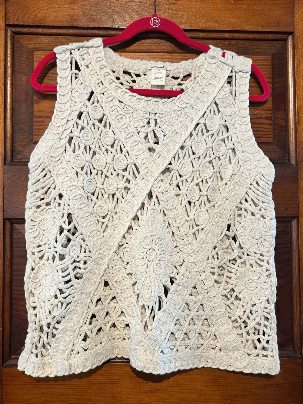 Ultra Pink Boho Crochet Medallion Tank Top in Ivory Cotton